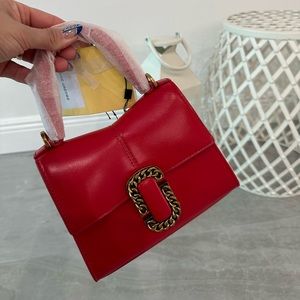 THE ST. MARC MINI TOP HANDLE